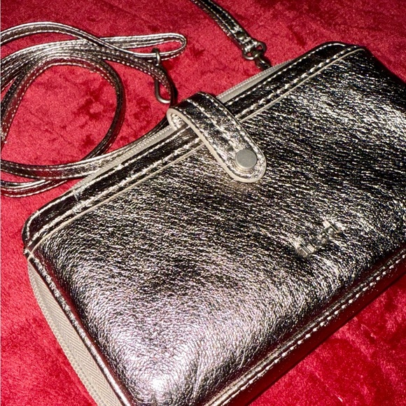 The Sak Metallic 3-1 Crossbody, Wristlet, Wallet - Picture 5 of 6